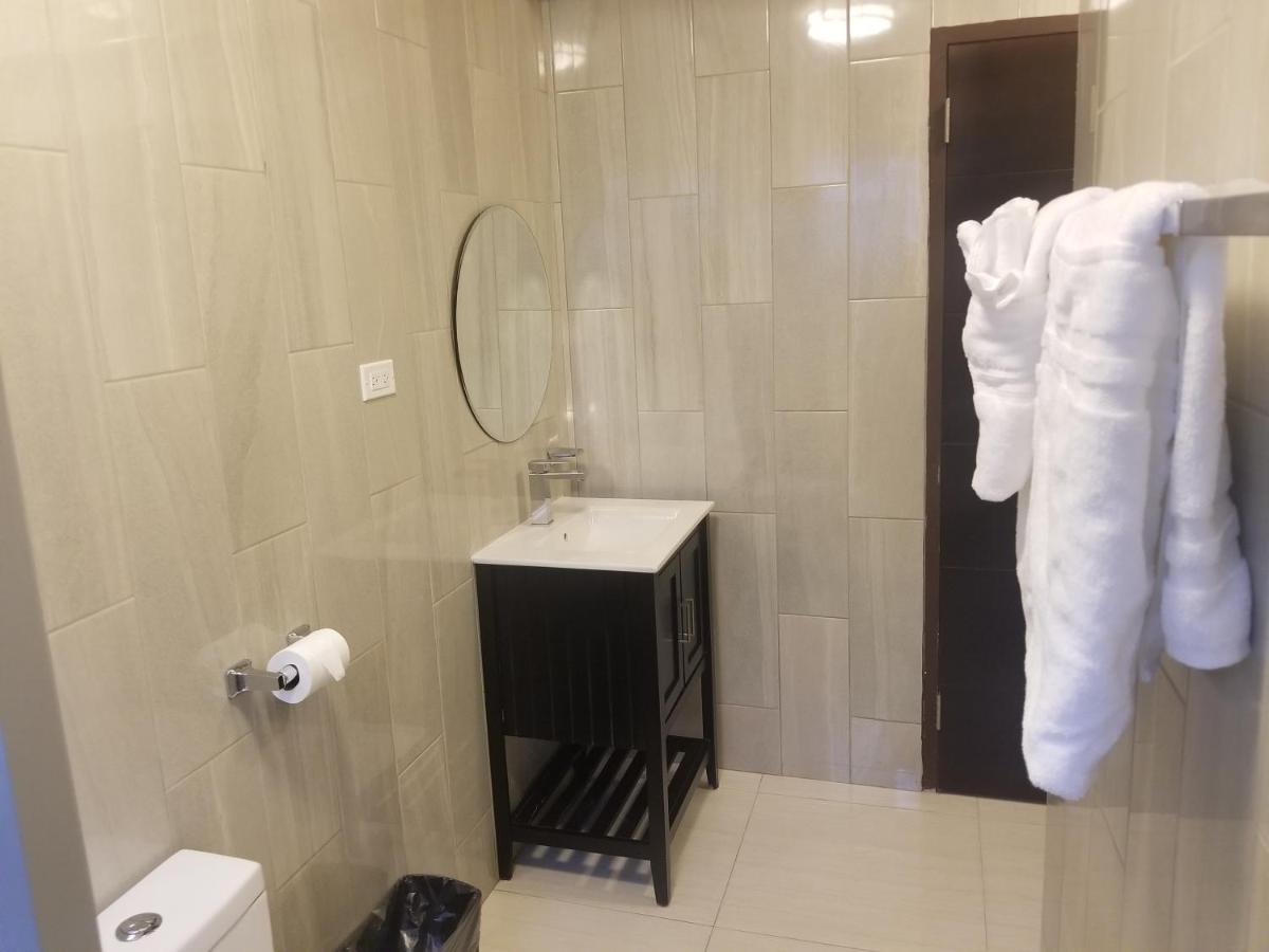 Inn The Town Порт Антонио Екстериор снимка