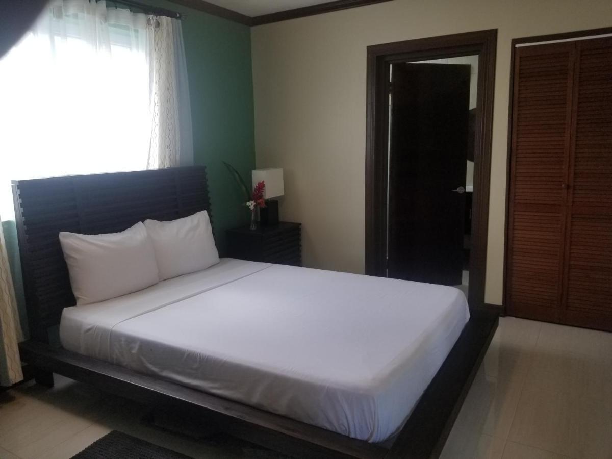 Inn The Town Порт Антонио Екстериор снимка